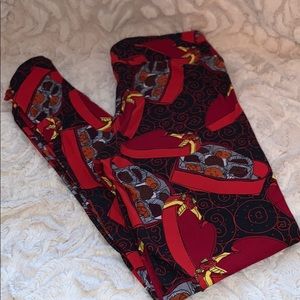 New Lularoe Valentine Leggings OS